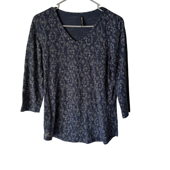 North river Tops - North River Navy Blue Floral Print 3/4 Sleeve V Neck Casual Top Blouse M Peasant